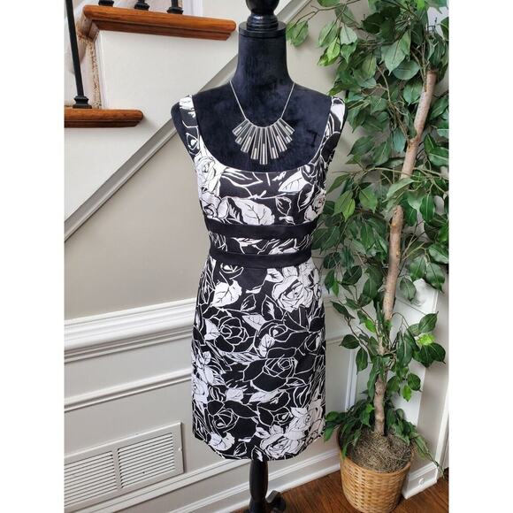 Donna Ricco Women's Floral Polyester Scoop Neck Sleeveless Knee Length Dress 12P - Picture 1 of 11